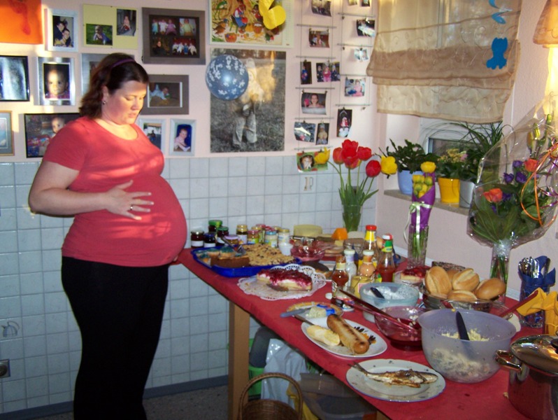 2010(18)